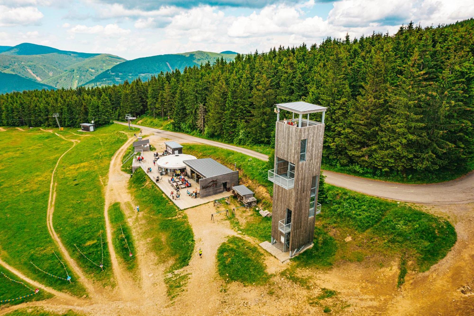 Apartmany Kouty Лоучна-над-Десноу Екстер'єр фото